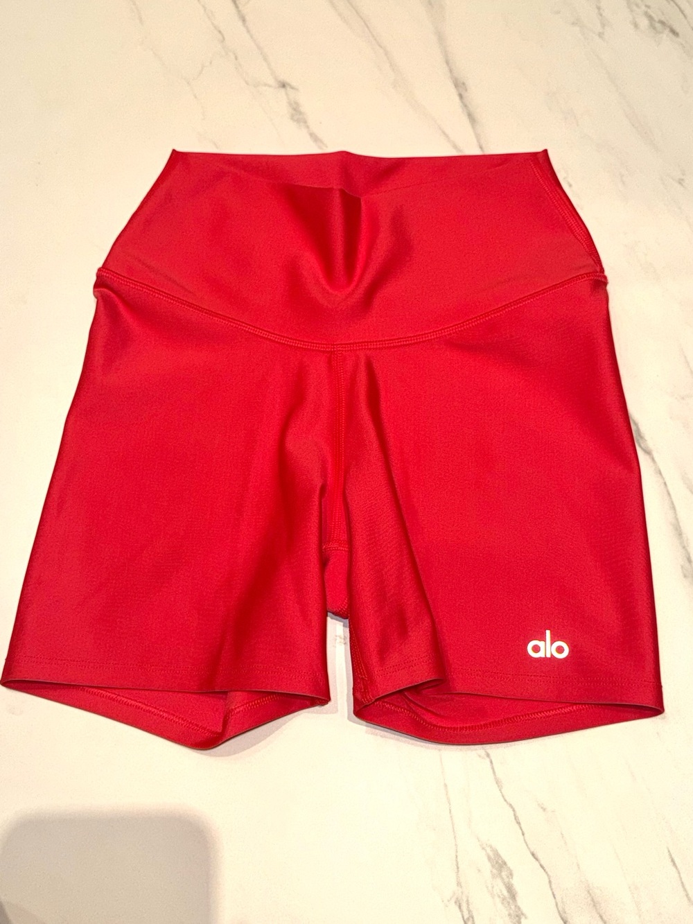 Alo Yoga 5” Airlift Energy Short - Candy Red